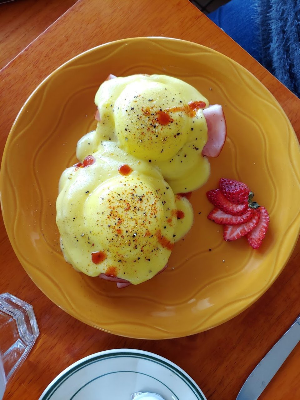 Eggs Benedict
